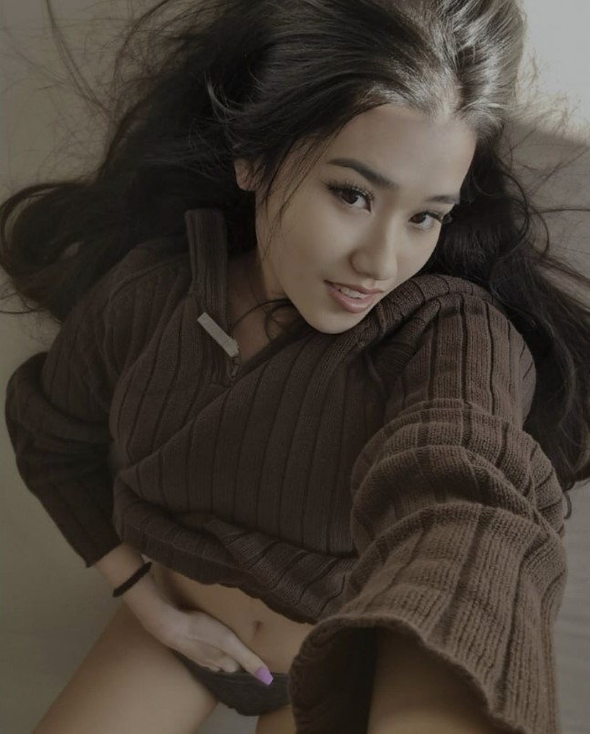 escortneslihan-4 Konya Escort Neslihan Görüşmelerimde Titiz Eşlik Ediyorum